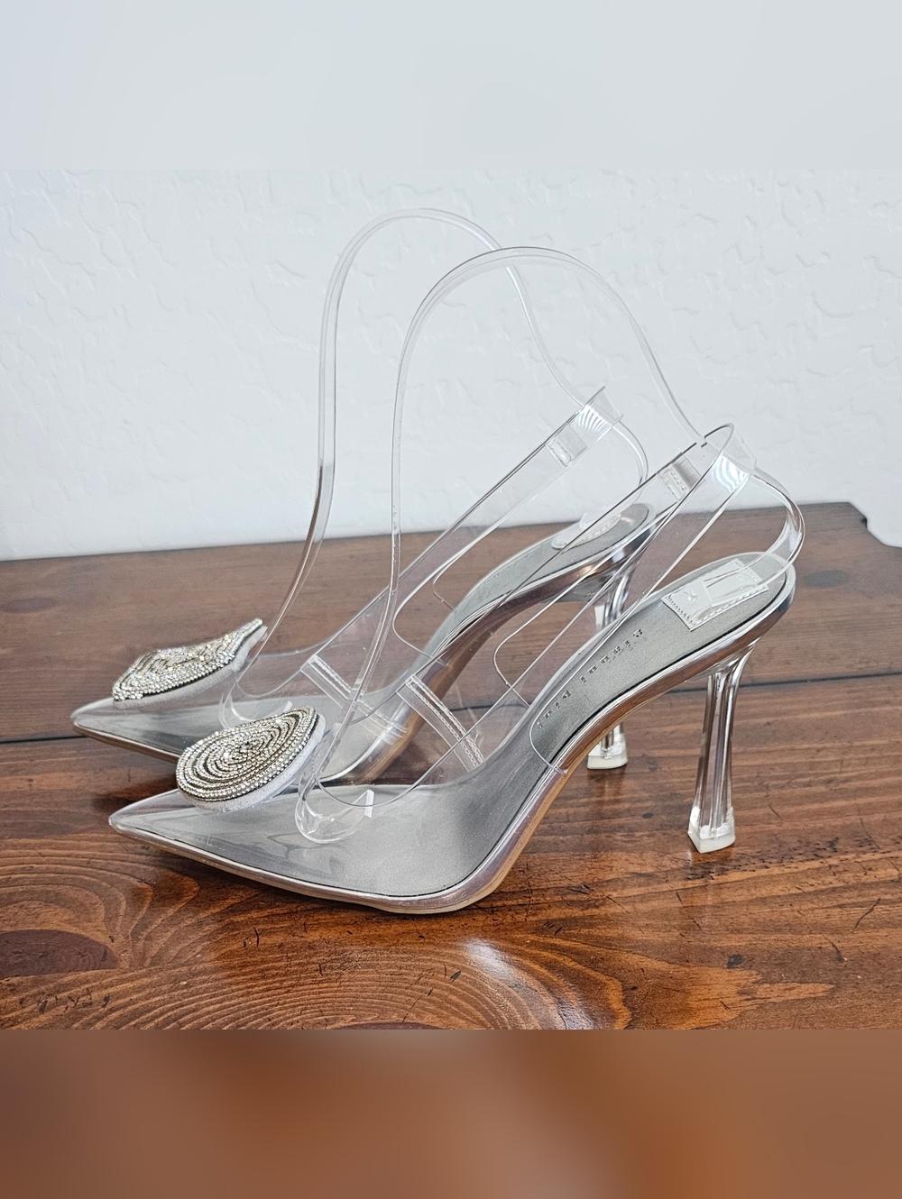 Gianni Bini Silver Clear Slingback Heels/Pumps w/Crystal Medallions Women's Sz 7 - Picture 4 of 8